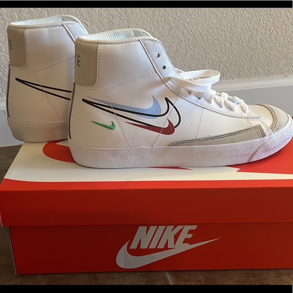 Nike Blazer mid 77 women’s 8, youth 6.5